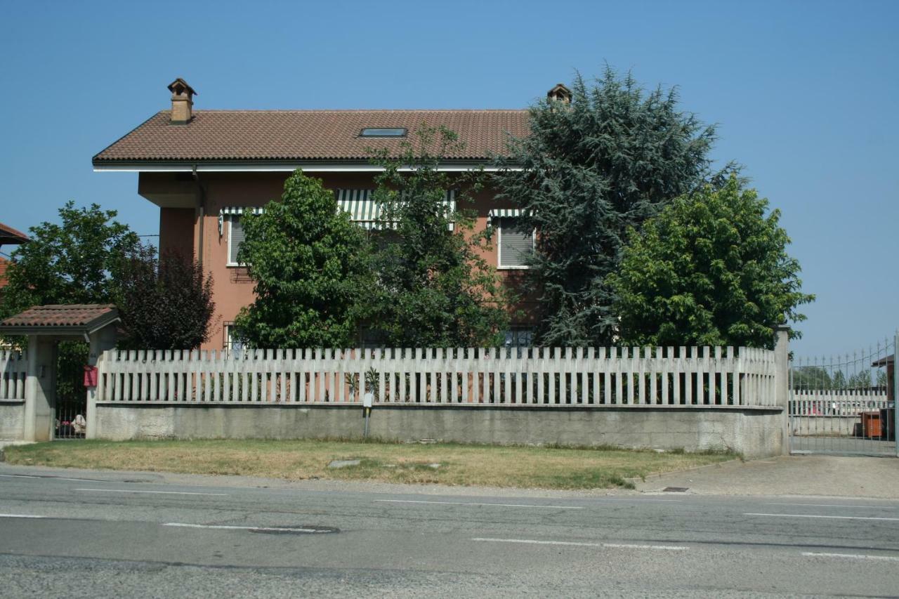 Villa Oleandri Carmagnola Exterior photo